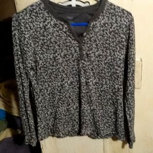 Danskin grey lg shirt